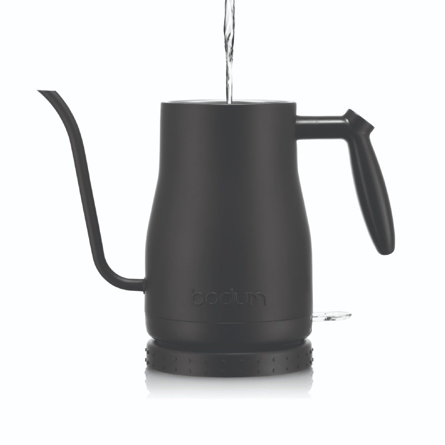 https://store.coffeebean.com/cdn/shop/products/black_electric_gooseneck_water_kettle_Bodum_11940_pouring_in_water_900x.jpg?v=1635193455